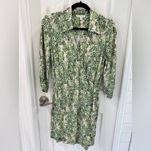 Cabi leaf design wrap dress, size XS. Excellent condition.